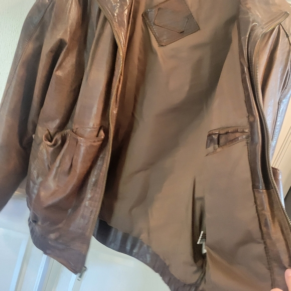 Vintage Chia Brown Leather Jacket - Picture 3 of 11